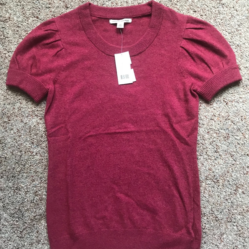 NWT - Banana Republic Short-Sleeve Sweater